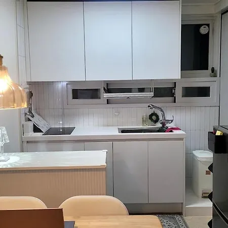 Quiet Nest 7 Minutes From Hongdae Apartment